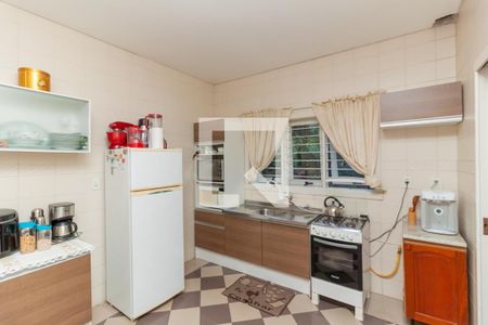 Casa à venda com 235m², 4 quartos e 2 vagas Casa à venda com 235m², 4 quartos e 2 vagasCozinha