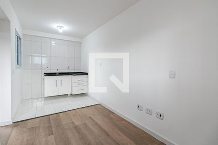 Sala/Cozinha de apartamento para alugar com 1 quarto, 32m² em Vila Esperança, São Paulo