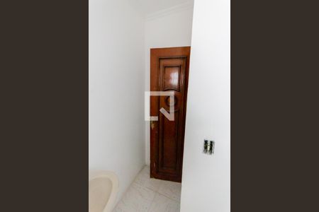 Lavabo de casa para alugar com 4 quartos, 200m² em Vila Metalúrgica, Santo André