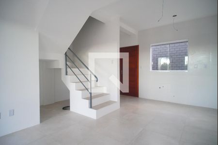 Sala de casa de condomínio à venda com 2 quartos, 60m² em Santo Afonso, Novo Hamburgo