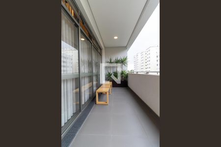 Studio para alugar com 26m², 1 quarto e sem vaga Studio para alugar com 26m², 1 quarto e sem vagaSalão de Festas - Varanda