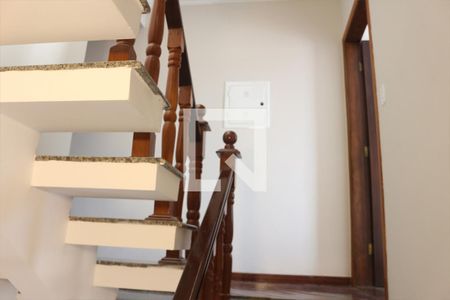 Escada 1 de apartamento à venda com 3 quartos, 170m² em Santa Maria, São Caetano do Sul