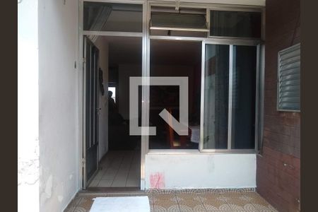 Casa à venda com 3 quartos, 101m² em Conjunto Residencial Nova Roma, São Bernardo do Campo