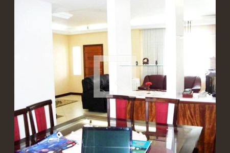 Casa à venda com 3 quartos, 240m² em Vila Mussolini, São Bernardo do Campo