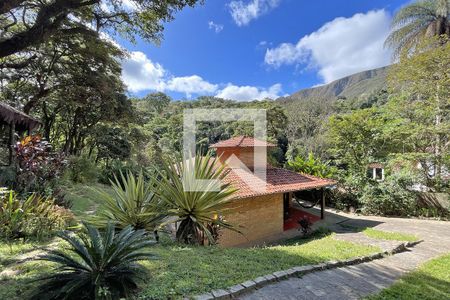 Área Externa de casa de condomínio à venda com 3 quartos, 500m² em Retiro do Chale, Brumadinho