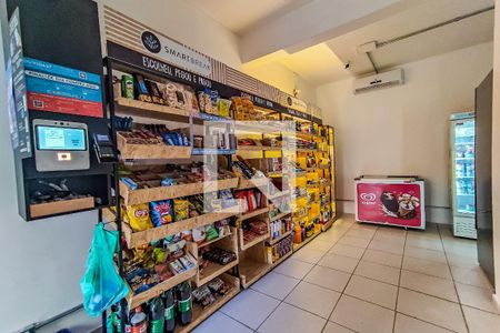 Apartamento à venda com 80m², 3 quartos e 1 vaga Apartamento à venda com 80m², 3 quartos e 1 vagaMini Mercado