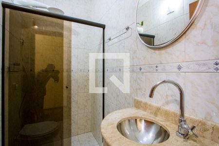 Casa para alugar com 288m², 3 quartos e 5 vagas Casa para alugar com 288m², 3 quartos e 5 vagasBanheiro social