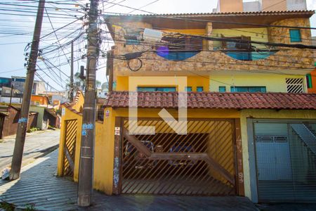 Casa para alugar com 288m², 3 quartos e 5 vagas Casa para alugar com 288m², 3 quartos e 5 vagasFachada