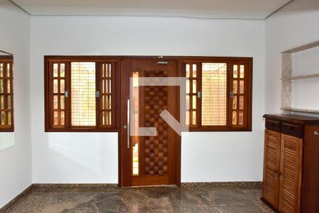 Sala de casa para alugar com 5 quartos, 300m² em Jardim Bélgica, São Paulo