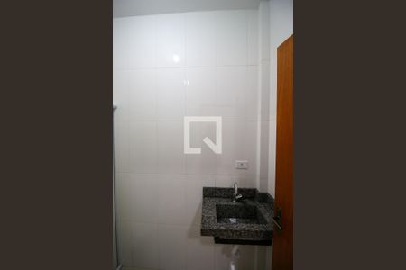 Banheiro de apartamento para alugar com 1 quarto, 50m² em Jardim Helena, São Paulo