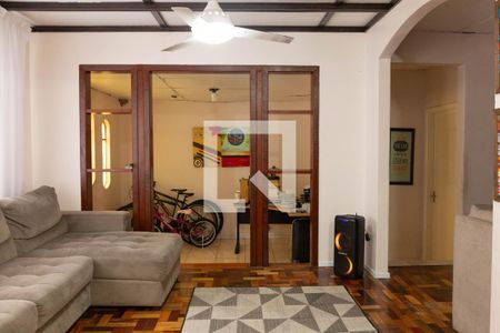 Sala de casa à venda com 4 quartos, 250m² em Rubem Berta, Porto Alegre