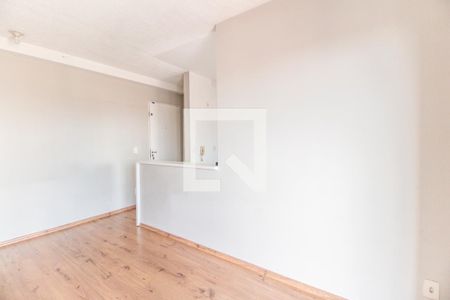 Sala de TV de apartamento para alugar com 2 quartos, 50m² em Vila Ester, Carapicuíba