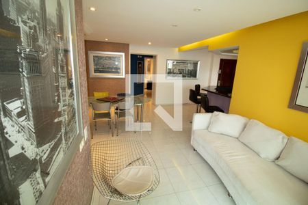 Sala 1 de apartamento para alugar com 3 quartos, 150m² em Mirandópolis, São Paulo