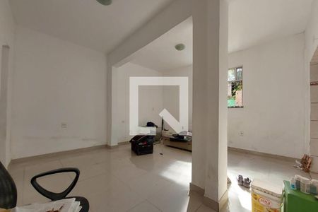 Sala de casa para alugar com 3 quartos, 78m² em Pilares, Rio de Janeiro