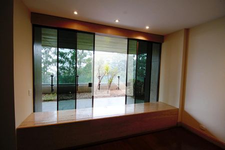 Sala de apartamento para alugar com 3 quartos, 550m² em Vila Suzana, São Paulo