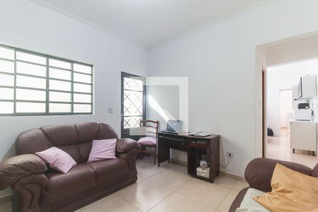 Sala de casa para alugar com 2 quartos, 197m² em Vila Brasileira, Mogi das Cruzes