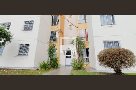 Apartamento para alugar com 49m², 2 quartos e 1 vaga Apartamento para alugar com 49m², 2 quartos e 1 vagaFachada
