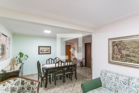 Sala de casa à venda com 9 quartos, 270m² em Serrano, Belo Horizonte