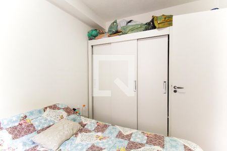 Quarto 2 de apartamento para alugar com 2 quartos, 37m² em Vila Taquari, São Paulo