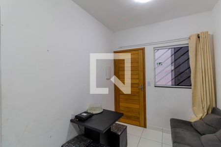 Sala e Cozinha Integrada  de apartamento à venda com 2 quartos, 42m² em Vila Franci, São Paulo