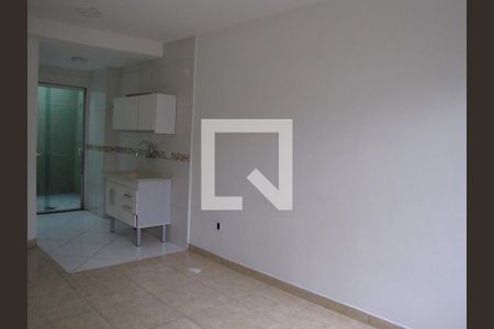 Sala/Cozinha de apartamento para alugar com 1 quarto, 42m² em Parque Cisper, São Paulo