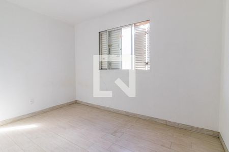 Dormitório de apartamento à venda com 2 quartos, 51m² em Rubem Berta, Porto Alegre