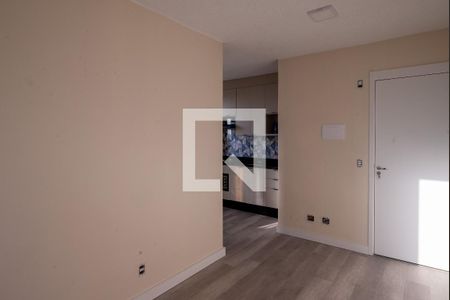 Sala de apartamento à venda com 2 quartos, 37m² em Jardim Santa Emília, São Paulo