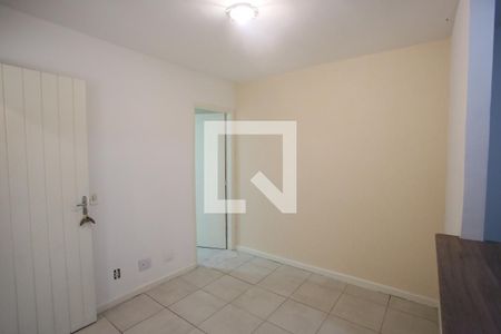 Sala de kitnet/studio para alugar com 1 quarto, 30m² em Curicica, Rio de Janeiro