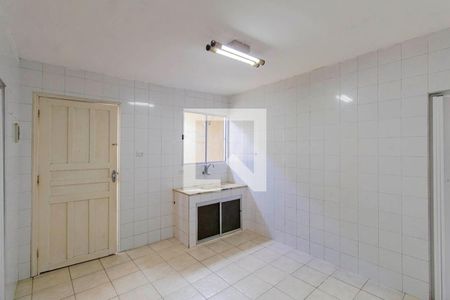 Cozinha de casa para alugar com 1 quarto, 50m² em Vila Nhocuné, São Paulo