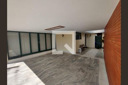 Casa à venda com 3 quartos, 260m² em Taquaral, Campinas