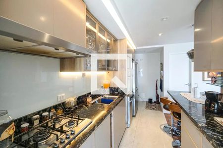 Cozinha de apartamento para alugar com 3 quartos, 131m² em Vila Carrão, São Paulo