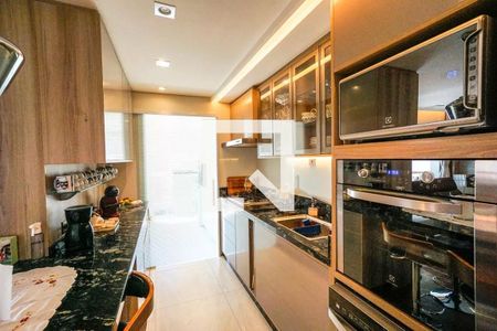 Cozinha de apartamento para alugar com 3 quartos, 131m² em Vila Carrão, São Paulo