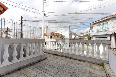 Varanda de casa à venda com 2 quartos, 80m² em Vila Nivi, São Paulo