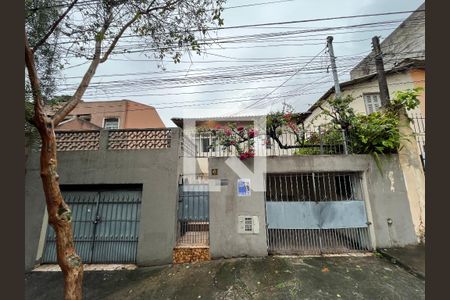 Casa à venda com 138m², 2 quartos e 2 vagasFachada