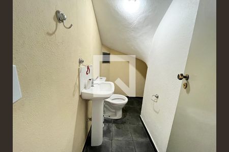 Lavabo de casa para alugar com 2 quartos, 80m² em Vila Campestre, São Paulo