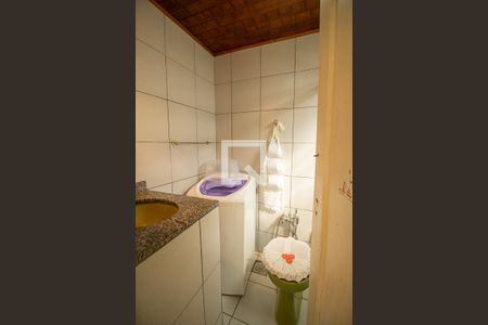 Banheiro de apartamento à venda com 1 quarto, 25m² em Catete, Rio de Janeiro