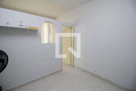 Sala de kitnet/studio para alugar com 1 quarto, 24m² em Centro, Rio de Janeiro