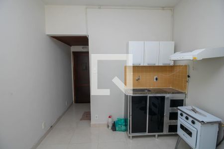 Sala de kitnet/studio para alugar com 1 quarto, 24m² em Centro, Rio de Janeiro