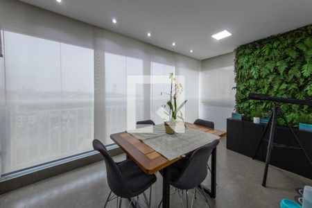 Sala de apartamento à venda com 2 quartos, 68m² em Vila Ema, São Paulo