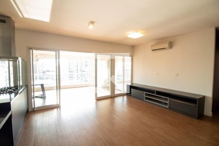 Apartamento para alugar com 138m², 2 quartos e 2 vagasSala