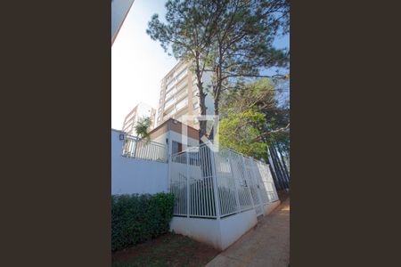 Fachada de apartamento à venda com 2 quartos, 48m² em Vila Carmosina, São Paulo