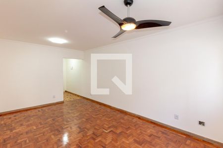 Sala de apartamento para alugar com 3 quartos, 100m² em Moema, São Paulo