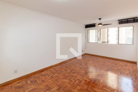 Sala de apartamento para alugar com 3 quartos, 100m² em Moema, São Paulo