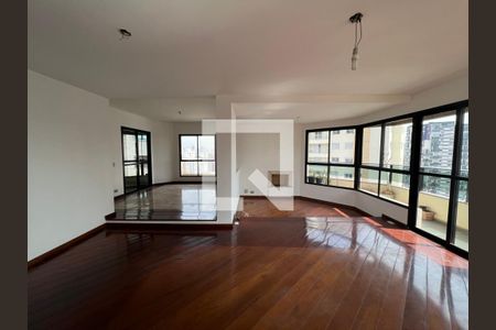 Apartamento à venda com 3 quartos, 220m² em Moema, São Paulo