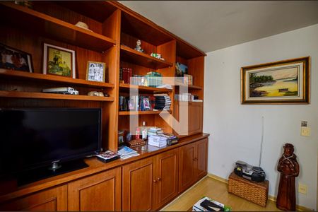 Quarto 1 de apartamento à venda com 3 quartos, 187m² em Icaraí, Niterói