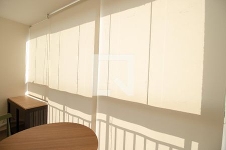 Varanda com persiana fechada de apartamento à venda com 1 quarto, 28m² em Vila Mariana, São Paulo
