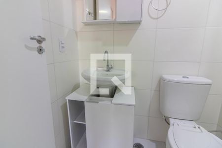 Banheiro  de apartamento para alugar com 1 quarto, 29m² em Jardim Mirante, São Paulo