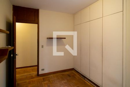 Casa à venda com 200m², 4 quartos e 2 vagas Casa à venda com 200m², 4 quartos e 2 vagasQuarto 1