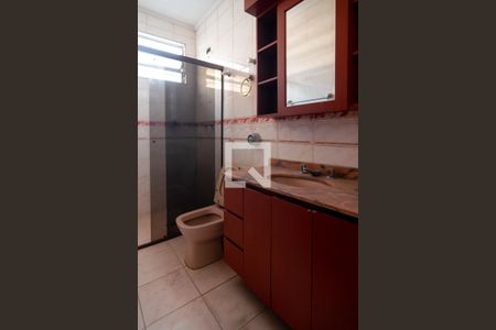 Casa à venda com 200m², 4 quartos e 2 vagas Casa à venda com 200m², 4 quartos e 2 vagasBanheiro Quarto 4 - Suíte