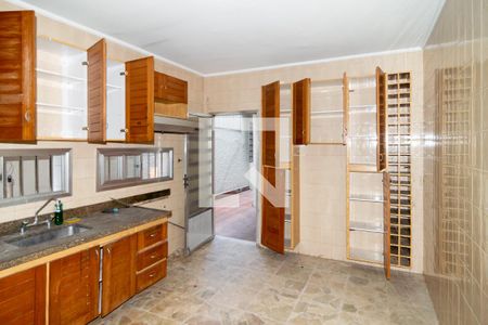 Casa à venda com 200m², 4 quartos e 2 vagas Casa à venda com 200m², 4 quartos e 2 vagasCozinha